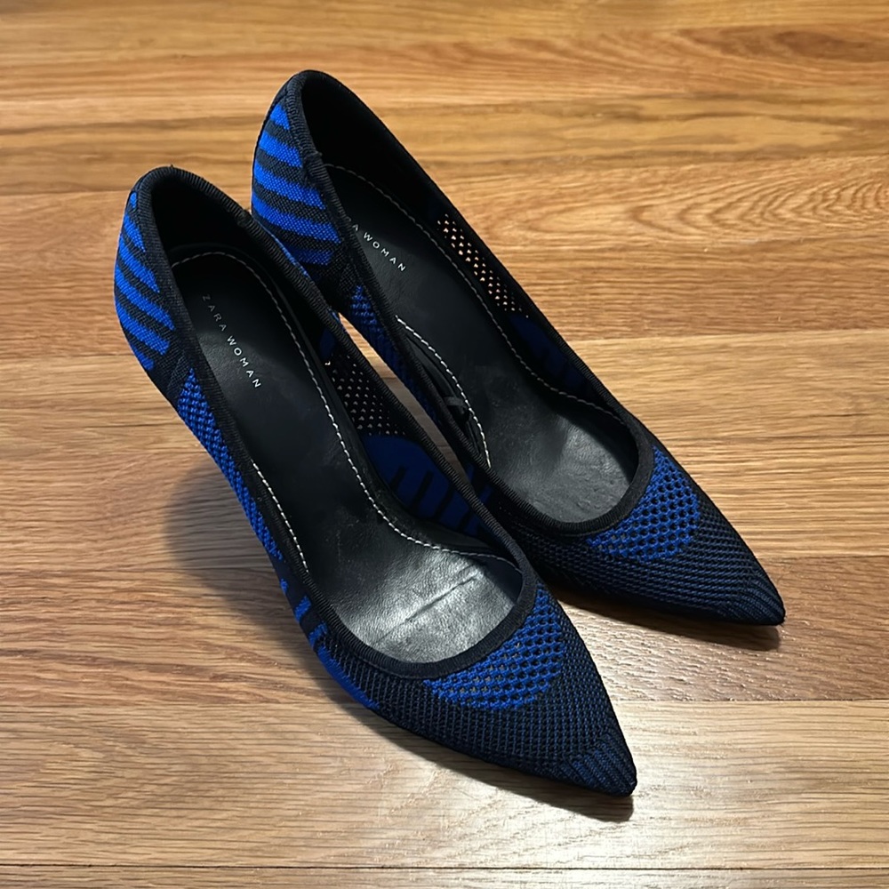 Zara Blue and Black Heels Elastic Knit